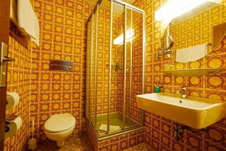 Hotel Hirschberg Отели в г. Хиршберг