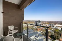 Easy Stay - the Tyrwhitt Rosebank Hotels near Goodman Gallery