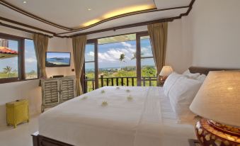 Paradise Island Estate