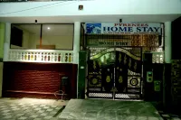 Goroomgo Pyrenees Home Stay Agra (UP)