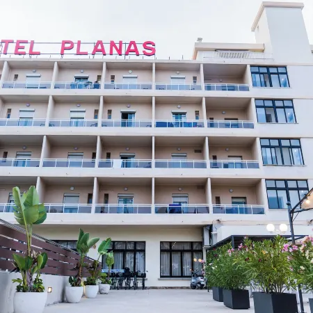 Hotel Planas