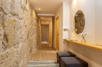 Travelstaytion - Ribeira Gaia 2 Hotels in Віла-Нова-ді-Гайя