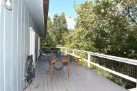 Serendipity -- Hot Tub - Pet Friendly - Fire Pit - Grill - Porch - Deck - Wifi - Pool Access - Games