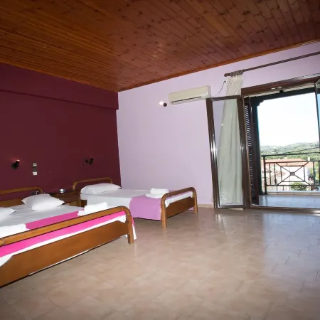 Petania Hotel & Apartments