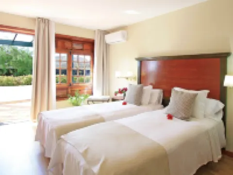 Hotel Rural Finca de La Florida Hotels in San Bartolome