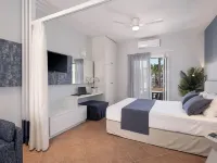 Elena Seafront Luxury Apartments