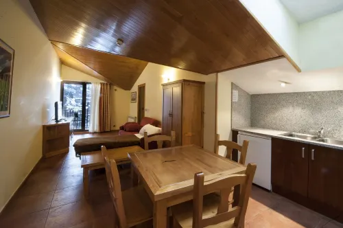 Apartaments Sant Moritz - Apartments