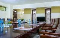 Legacy Hotel and Conference Centre Ltd - 2-Star