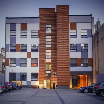 บูทีคโฮเทลส์ ทู เรโวลูจิ โรงแรมใกล้Piotrkowska Street