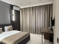 Twelve Inn Hotel