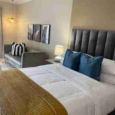 Luxurious 1Bed Studio Self-Check in Free Parking Rooms
