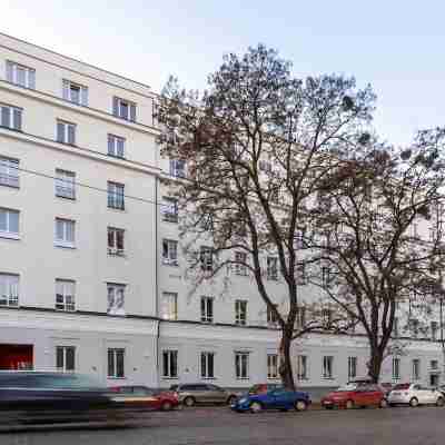 MILESTONE Wroclaw Olbin Student Living Hotel Exterior