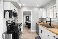 Craftsmen Gem 2-Br House Walk Whiskey Rowsleep 6