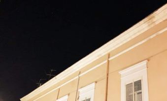 D'Angiò Rooms-Manfredi Homes&Villas
