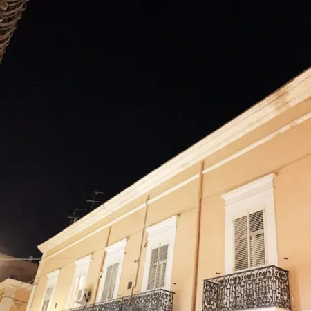 Casa Manfredi d'Angiò