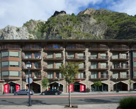 Andorra4Days Canillo Hotels in Canillo