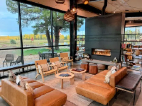 Backland Glamping Resort