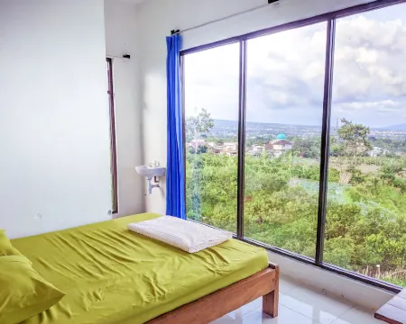 Villa Kebon Jeruk Syariah Malang by Ecommerceloka Hotels in Dau
