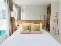 Cape by Sichon Tesoro