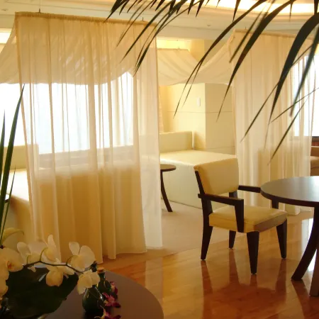 Phoenix Seagaia Ocean Tower