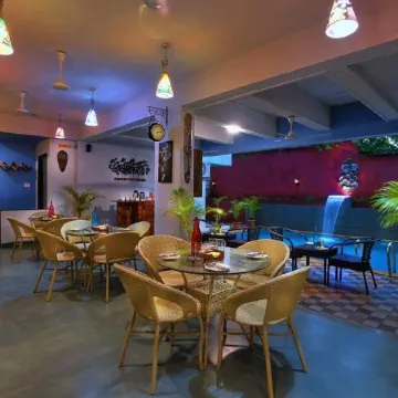 Foxoso Sonnet, Anjuna Goa