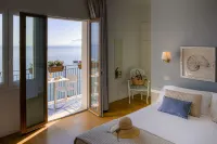 Hotel Punta Nord Est