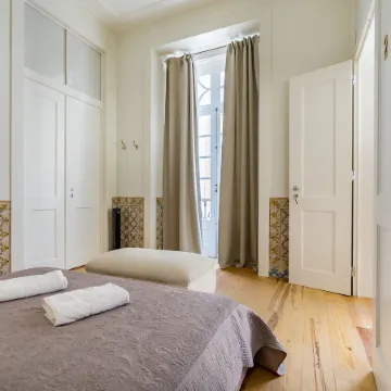 Santa Justa Prime Guesthouse Отели рядом с достопримечательностью «Мизерикорди»