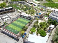 Cloudy Cloud Farm Resort Hotels in Izki