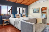 The Cliffside Boutique Getaway - balcony