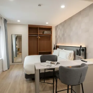 Prisma Suites Hotels near Plaza Mayor de Salamanca