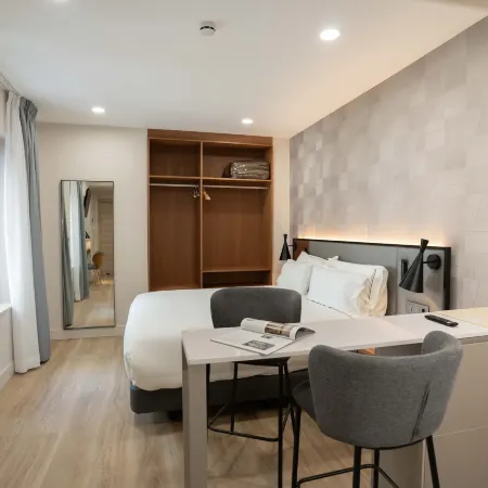 Prisma Suites