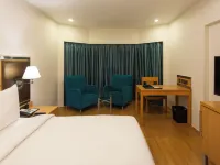 The Residency, Chennai Hotels in Chennai
