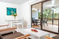 Lagoon Breeze Villas
