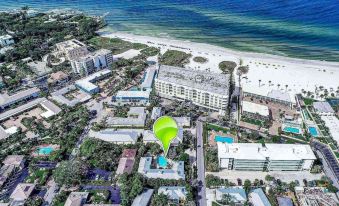 Beach Club at Siesta Key Poolside D