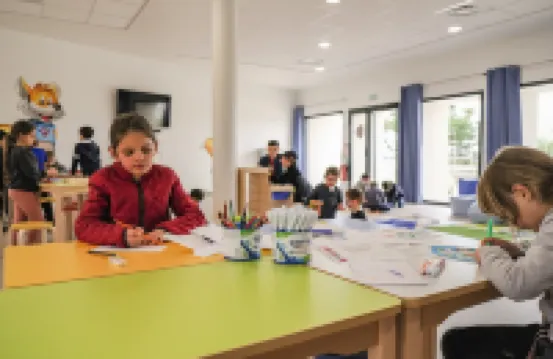 貝蘭布拉俱樂部港口卡馬格酒店 - 薩蘭