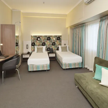 Best Western Plus Hotel Stellar Отели рядом с достопримечательностью «Старый город»