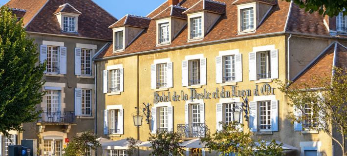 Hôtel Restaurant de La Poste & du Lion d'or Hotels in Yonne