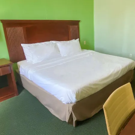 Knights Inn Lake City