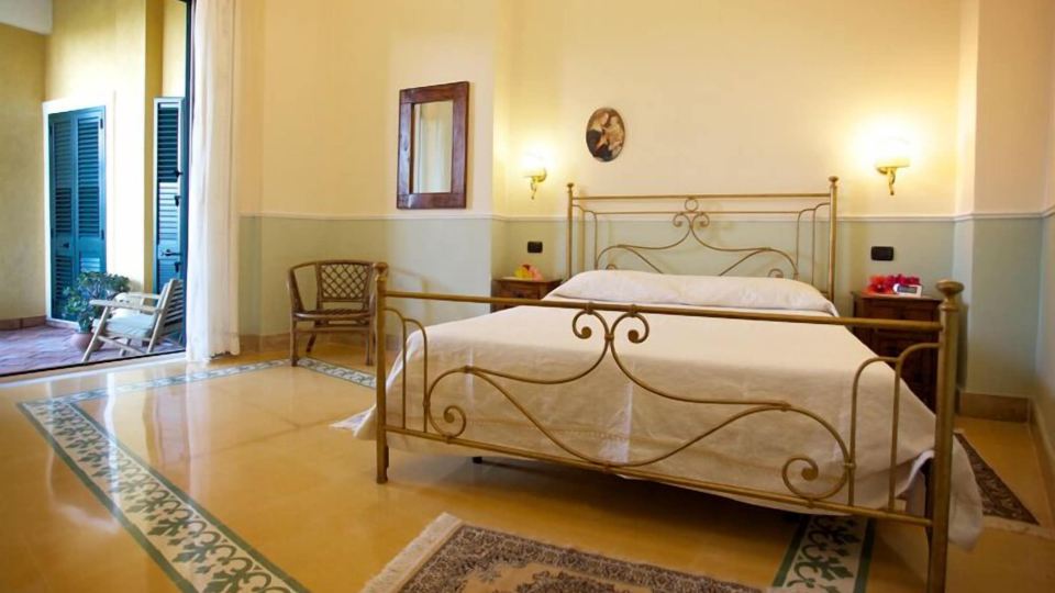 Palazzo Giovanni Bed and Breakfast