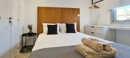 Phaedrus Living: Seaside Luxury Flat Lighthouse 69 Отели рядом с достопримечательностью «Крепость города Пафос»