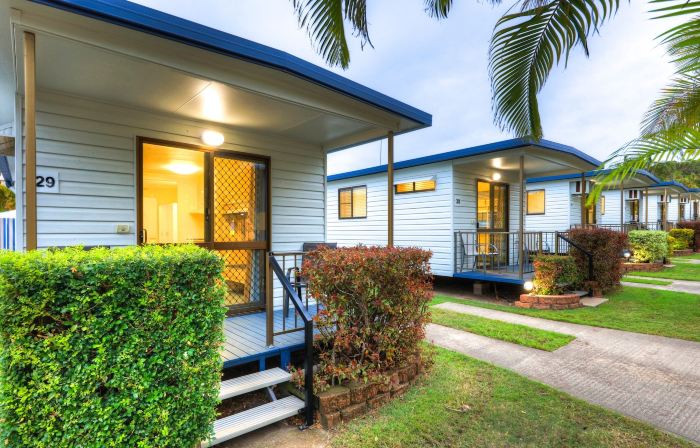 Alex Beach Cabins and Tourist Park