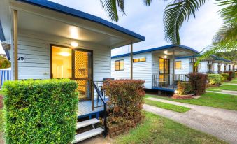 Alex Beach Cabins and Tourist Park