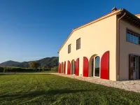 Cascina Canova B&B Hotels in San Giuliano Terme