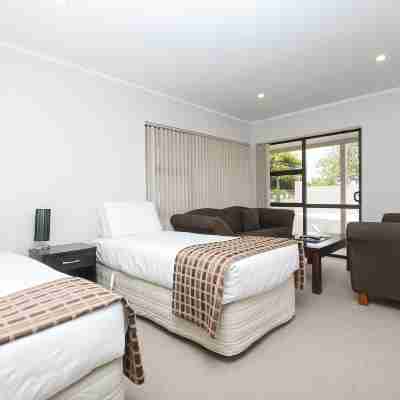 Parkview Motor Inn Rooms