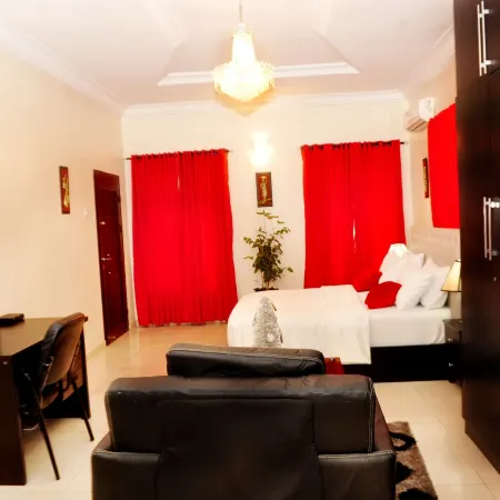 J Gibson Hotel