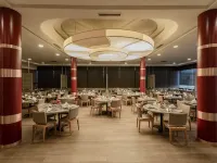 Le Palace d'Anfa Hotels near FMSAR