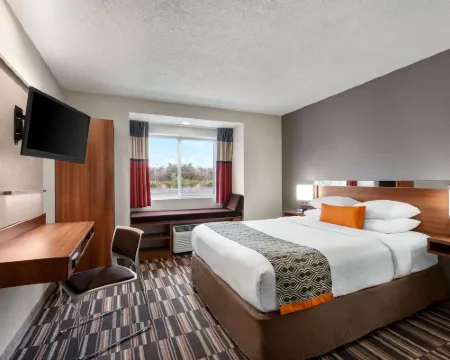 マイクロテル イン & スイーツ バイ ウィンダム ティフトン ティフトンのホテル