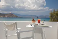 Ippokampos Beachfront - วิวทะเล