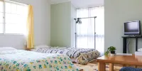 Guest House Shirahama R-Cafe - Female Only Hotels near 堅田漁業協同組合