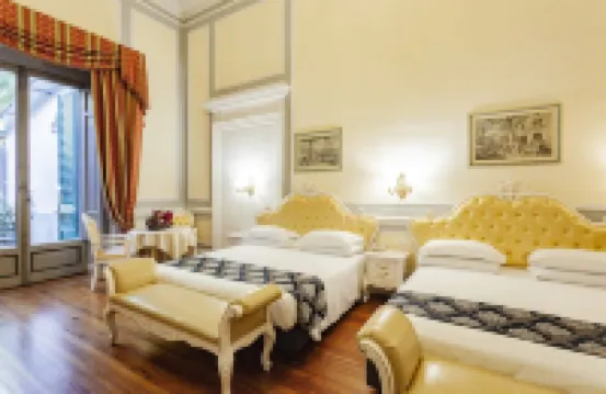 วิลล่ารอยัล